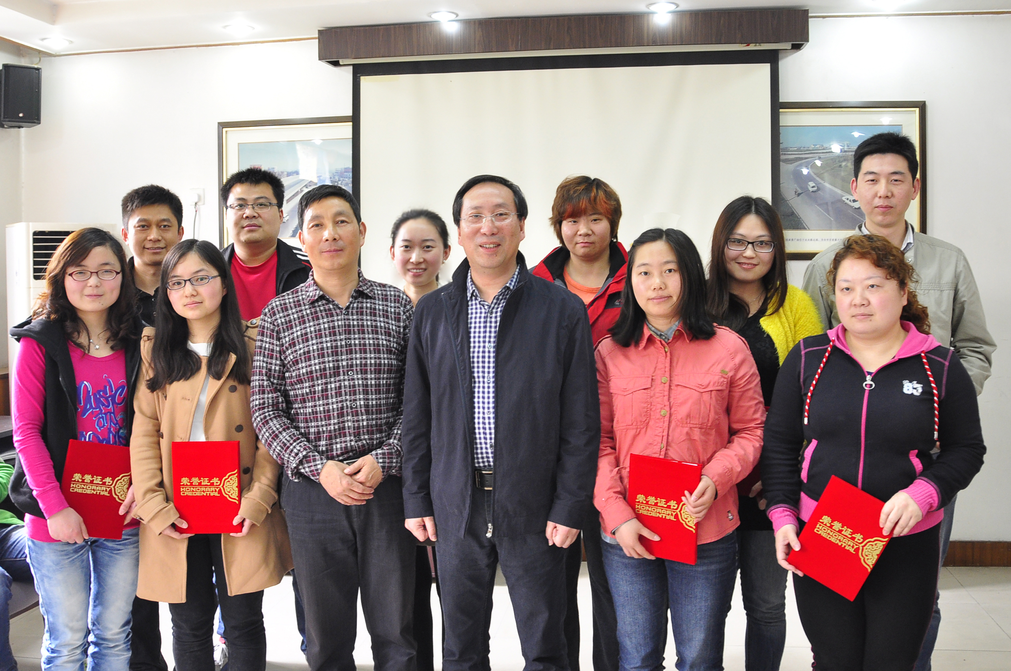 西安市ag和记建设(集团)有限公司 西安市ag和记建设(集团)有限公司